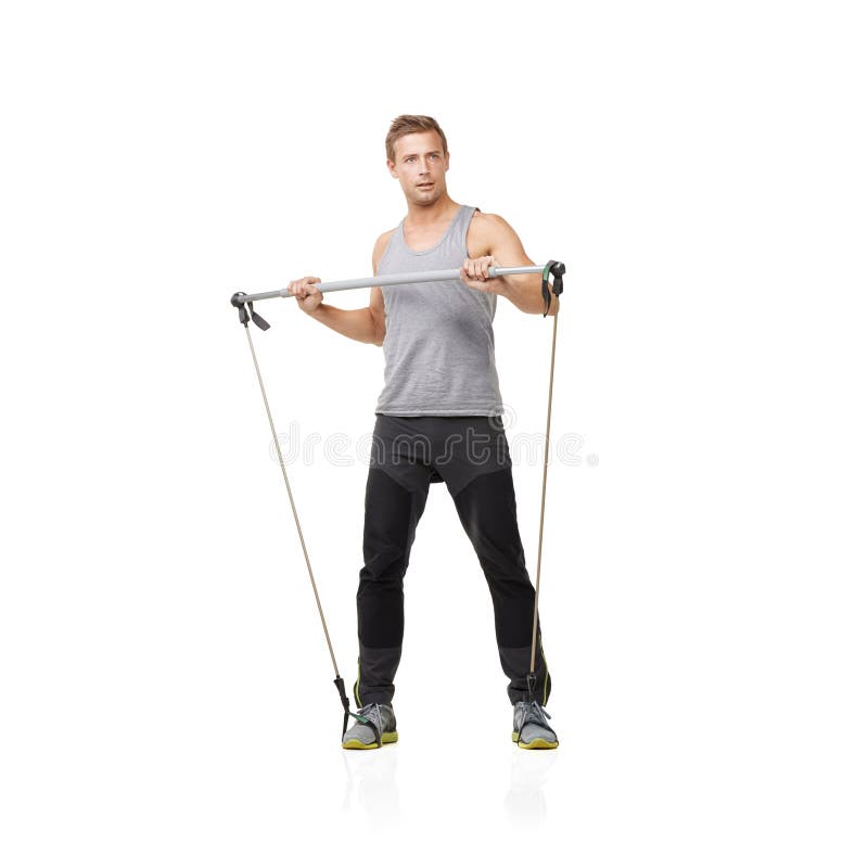 Gym, friktionsband med en stark man i studio isolerad på vit bakgrund för hälsa. idé fotografering för bildbyråer