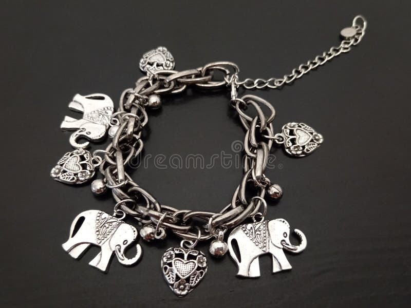 Elephant and heart charms bracelet ethnic boho gypsy style silver color bijou