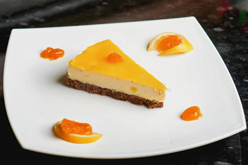 Gâteau au fromage en sucre en poudre photos stock Gâteau au fromage en sucre en poudre photos stock