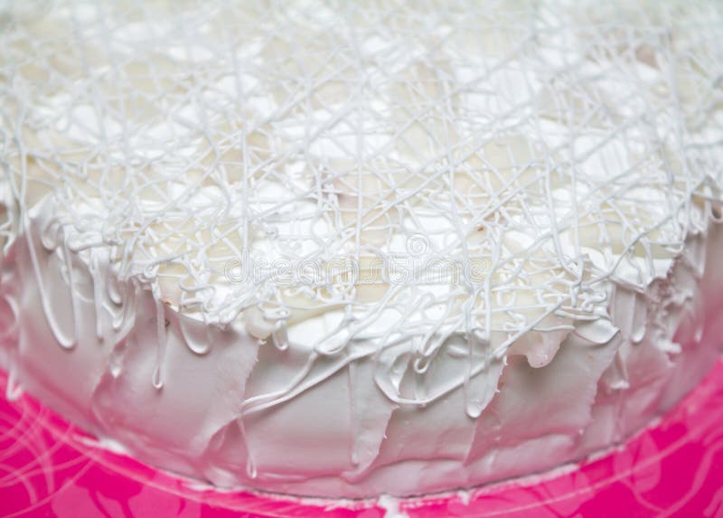 Gâteau crème blanc. images libres de droits Gâteau crème blanc. images libres de droits