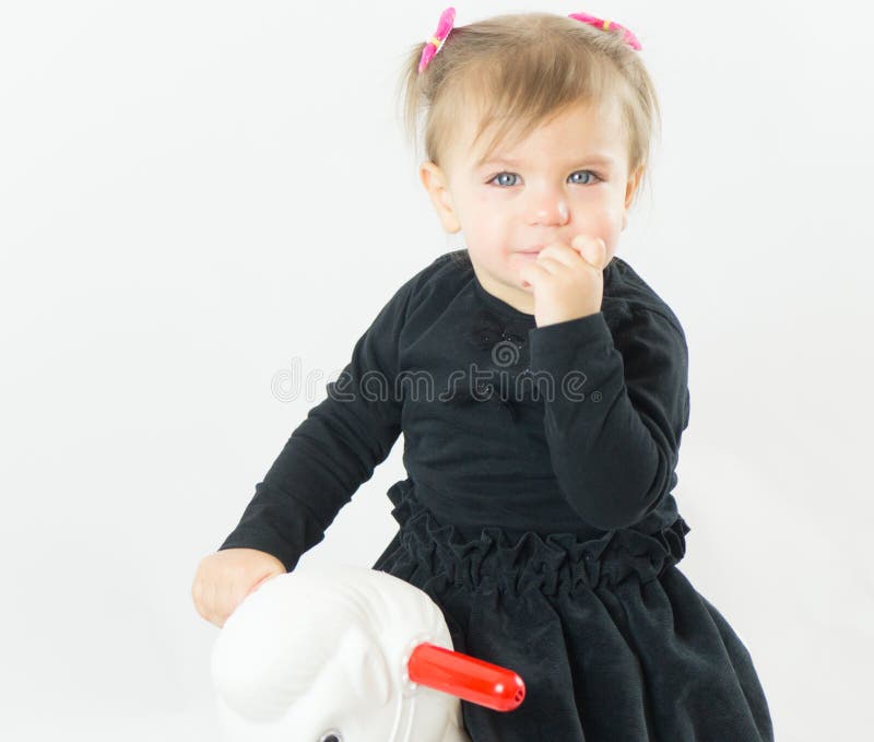 GÃ¶rselen för leksak för liten flickabarnridning