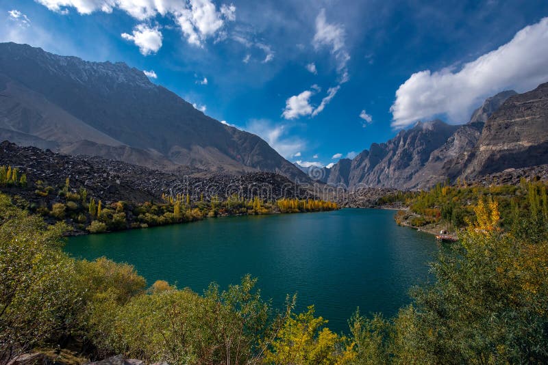 Górna jeziorna dolina Północny teren Pakistan zdjęcia royalty free