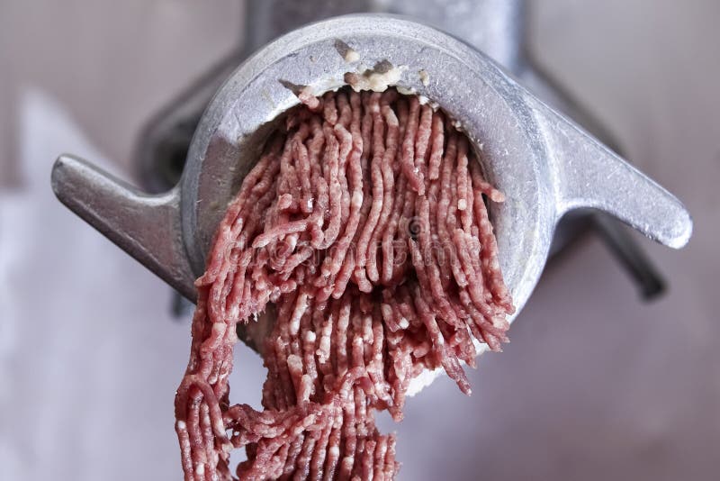 Hacke- Maschine und Fleisch stockfoto