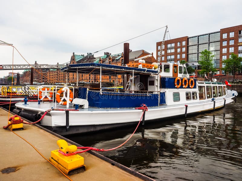 HafenCity no hdr de Hamburgo fotografia de stock royalty free