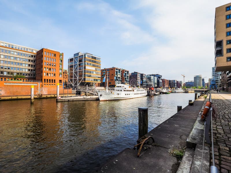 HafenCity no hdr de Hamburgo fotos de stock royalty free