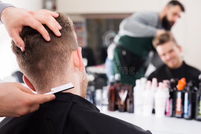 328 Arab Hairdresser Stock Photos - Free & Royalty-Free Stock Photos from  Dreamstime