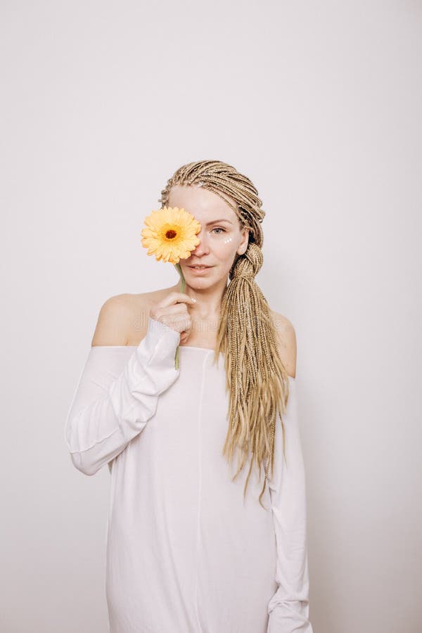 Hairstyle Afro Style Gerbera Flower Yellow Eye Stock Image - Image of medicine, kanekalon: 140988349 Hairstyle Afro Style Gerbera Flower Yellow Eye Stock Image - Image of medicine, kanekalon: 140988349