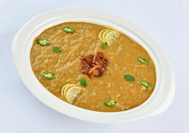 Haleem is a delicious food. Prepared with meat, lentils, grains and cook on low heat.
