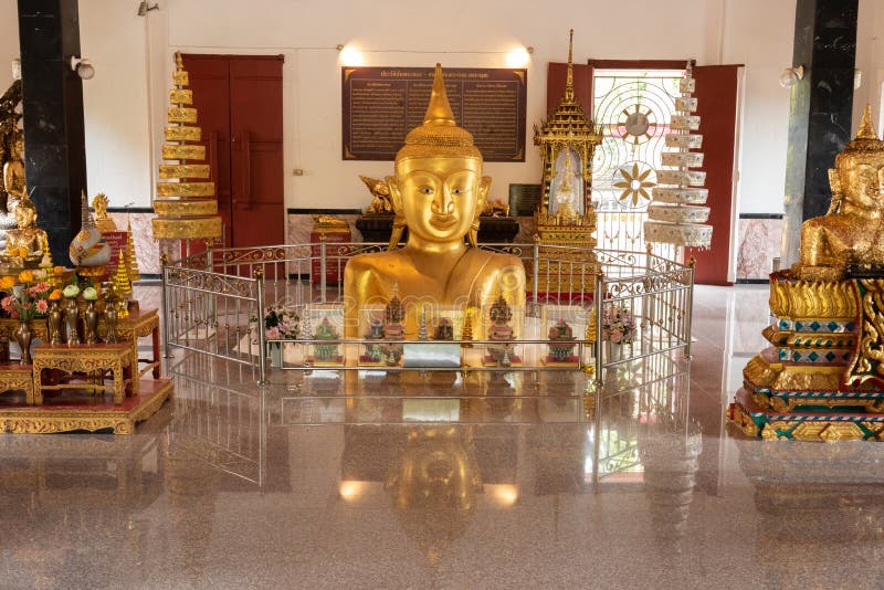 Half big golden Buddha statues in Wat Phra Tong, Called