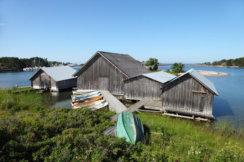 Hallen und Boote auf den Aland-Inseln irgendwo fischen stockfotos Hallen und Boote auf den Aland-Inseln irgendwo fischen stockfotos