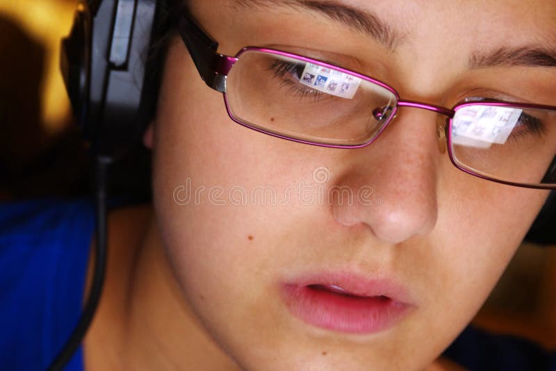Hallo-technische Jugend stockfotos Hallo-technische Jugend stockfotos