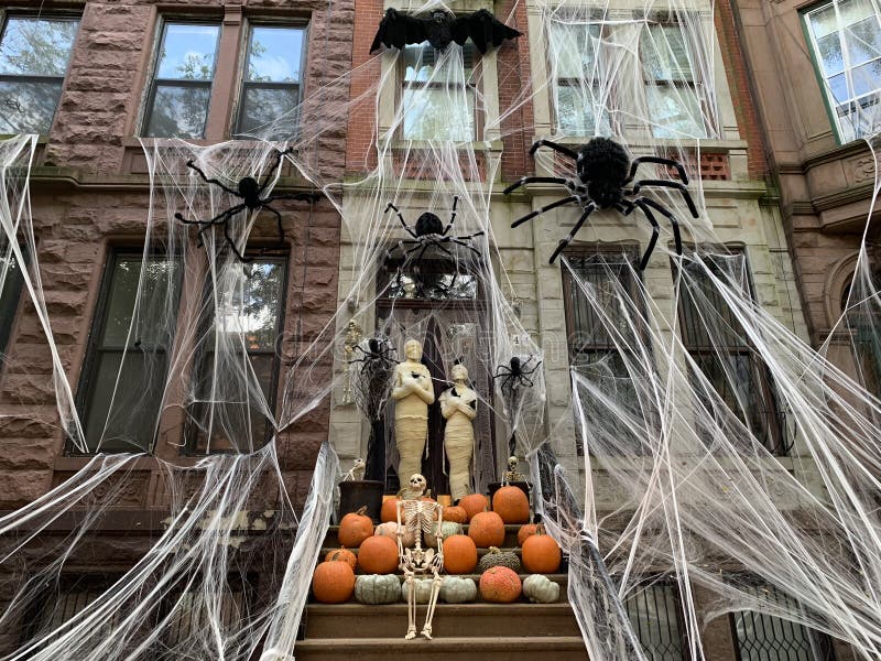 Halloween decorations, Manhattan, NYC, USA.