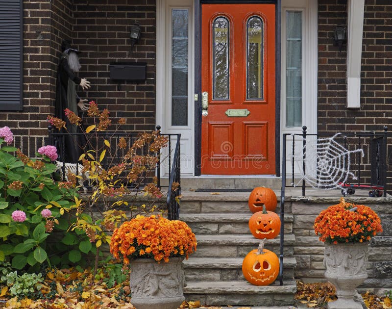 Halloween decorations with three pumpkins