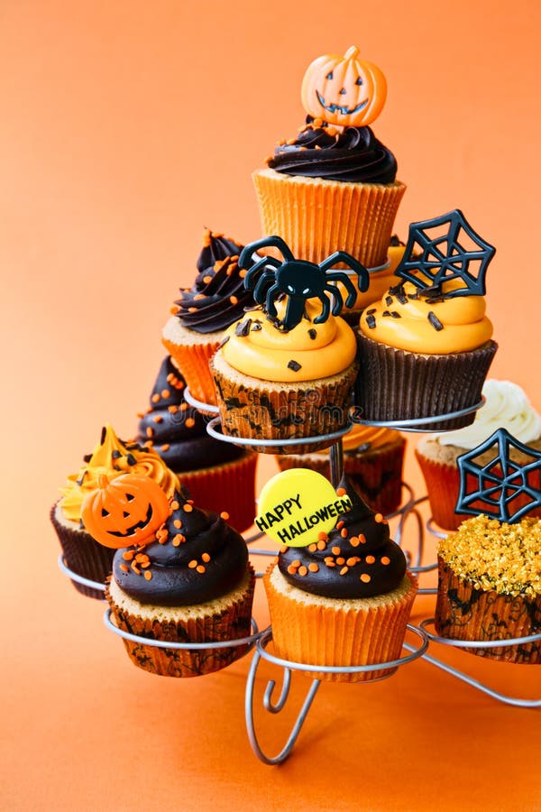 Halloween muffiner arkivfoto Halloween muffiner arkivfoto