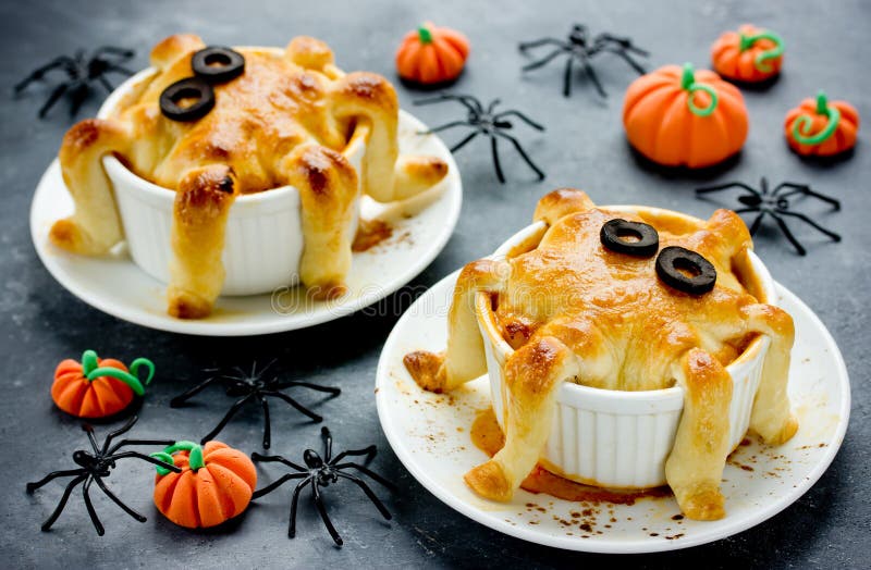 Halloween octopus pot pie. Tentacle pot pies. Portion pot pies w royalty free stock images Halloween octopus pot pie. Tentacle pot pies. Portion pot pies w royalty free stock images