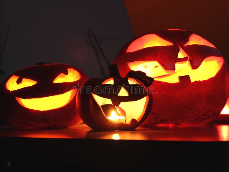 Halloween-pompoenenjack o Lantaarn royalty-vrije stock afbeeldingen Halloween-pompoenenjack o Lantaarn royalty-vrije stock afbeeldingen