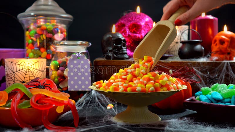 Halloween trick or treat party table