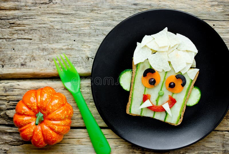 Halloween vampire sandwich for kids