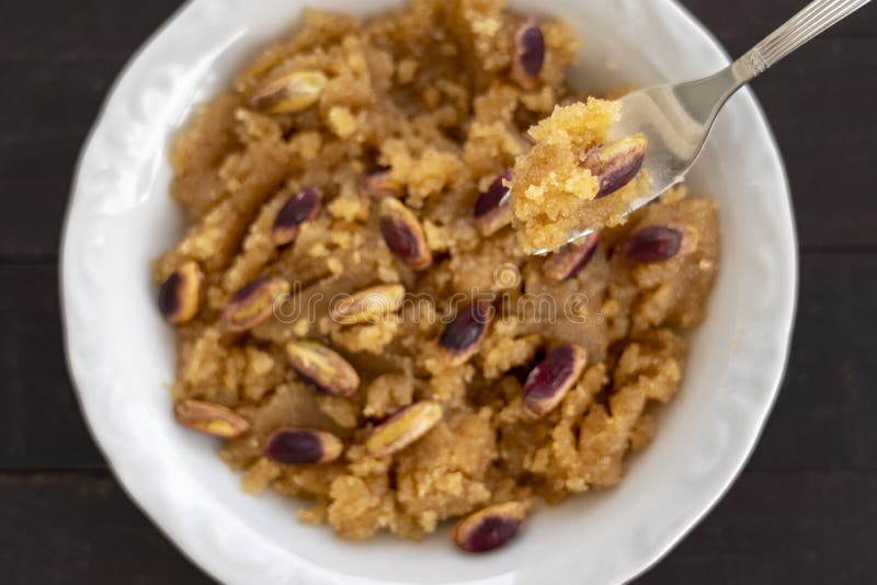 Semolina Helva