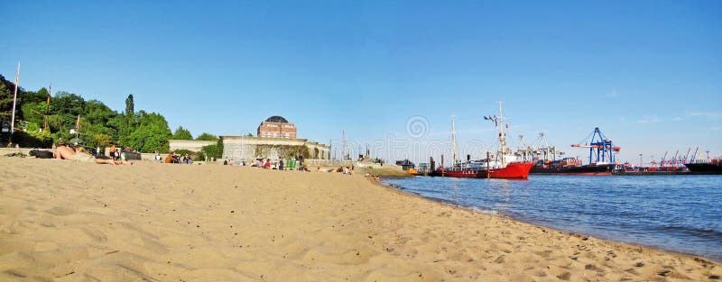 Hamburg City Beach Stadtstrand An Der Elbe Port 