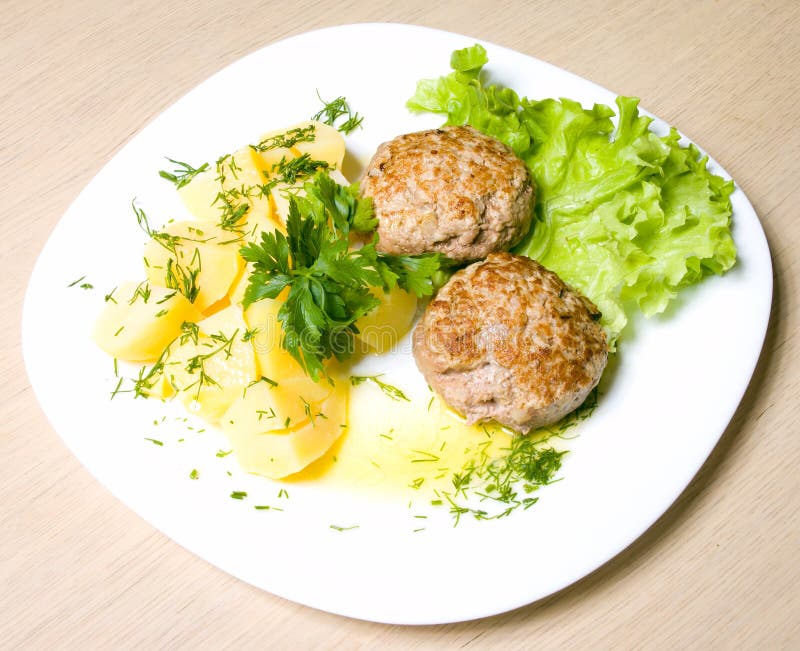 Hamburguer e batata foto de stock royalty free Hamburguer e batata foto de stock royalty free