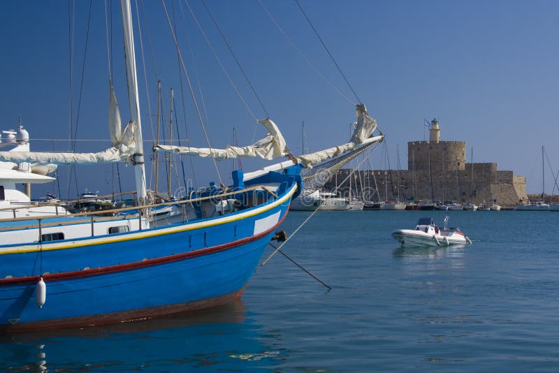 hamnrhodes ship arkivfoto hamnrhodes ship arkivfoto