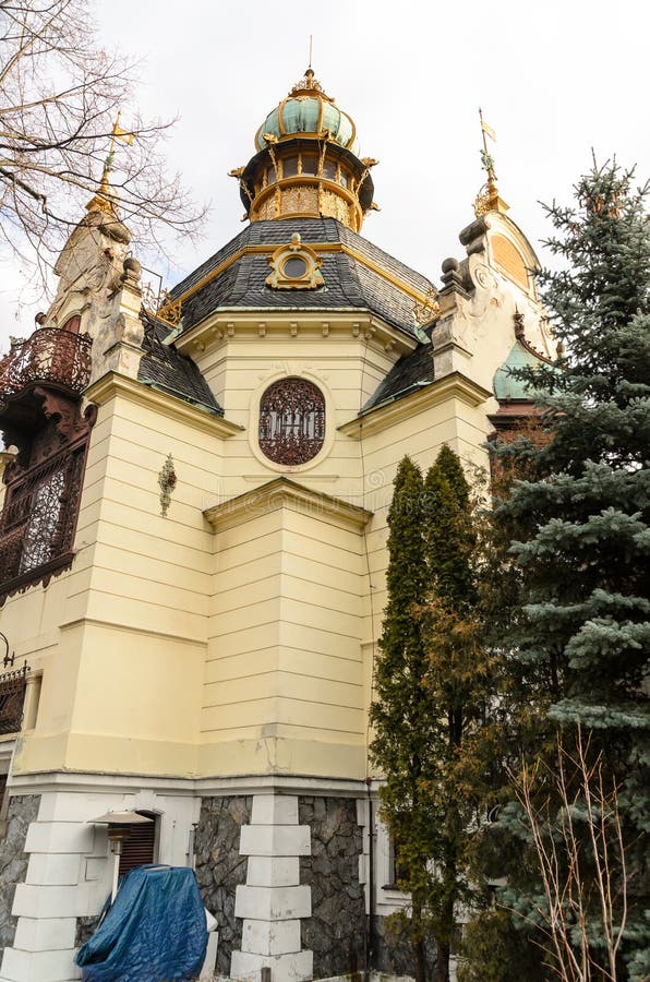 Hanavsky pawilon w letna parku, Prague, republika czech strzelał spod spodu