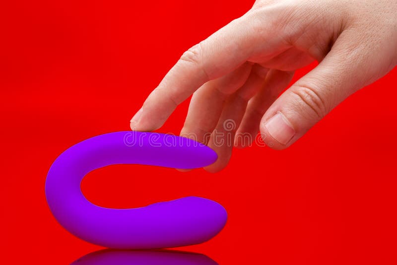 Curved Vibrator