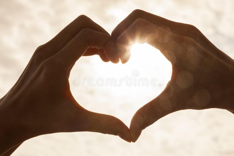 184 599 Hand Heart Photos Free Royalty Free Stock Photos From Dreamstime