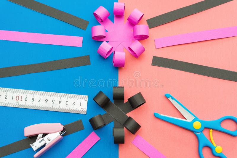https://thumbs.dreamstime.com/b/hand-made-flower-ruler-pen-scissors-stapler-colorful-scrapbook-83886912.jpg