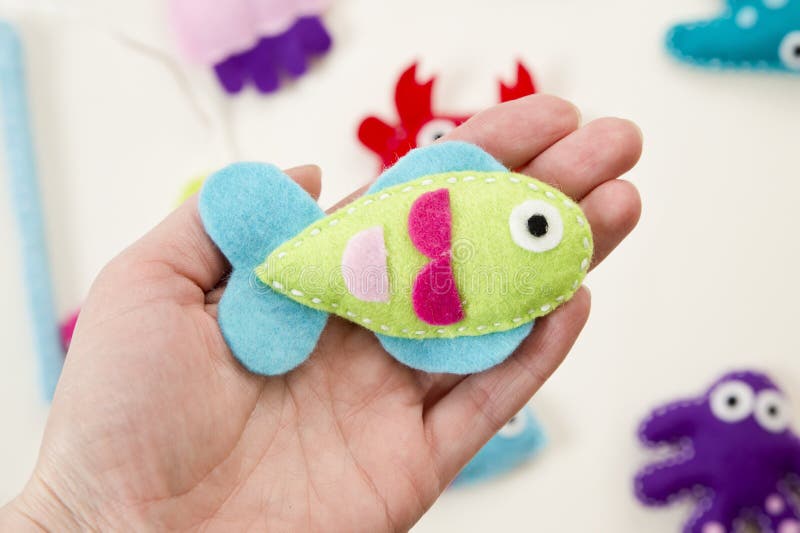 https://thumbs.dreamstime.com/b/hand-made-stuffed-felt-toy-fishing-rod-magnet-fishes-other-sea-animals-different-colors-safe-eco-stuffed-toy-253670816.jpg