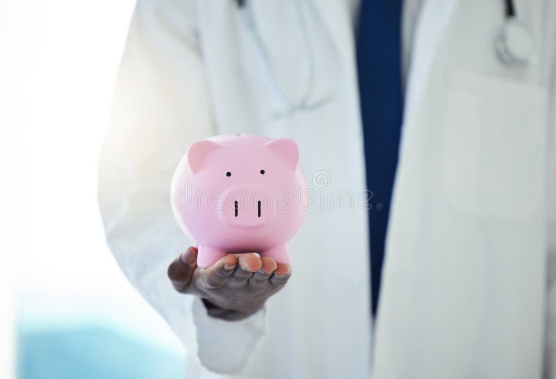 Hand- och grisköttsbank för försäkring hos läkare på sjukhus för stängning av medicinska besparingar. finansiera framtiden och arkivfoto