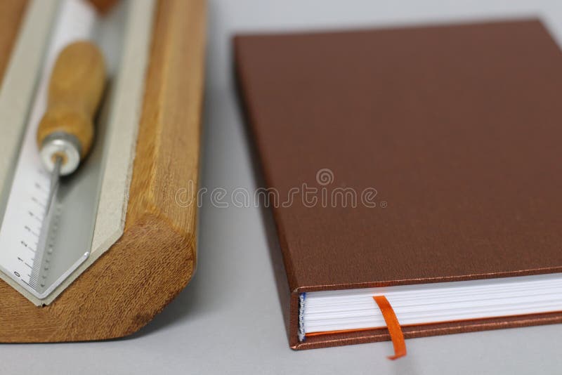 The bookbinding process stock image. Image of paper 138869373