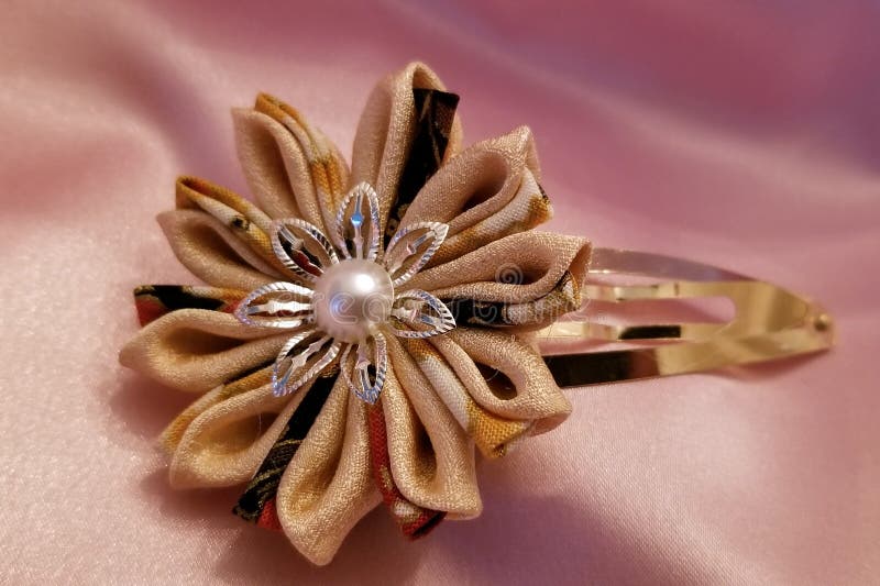 Handmade Kanzashi Hair Clips -01 Stock Image - Image of accessory, textile: 145448595 Handmade Kanzashi Hair Clips -01 Stock Image - Image of accessory, textile: 145448595