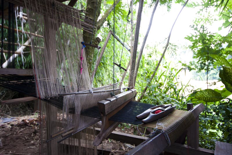 Handmade loom II stock photo. Image of fiber, hand, weaving 32638112