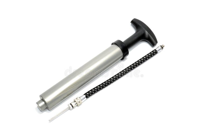 Minihandpumpe für Fahrräder und Bälle auf weißem Hintergrund