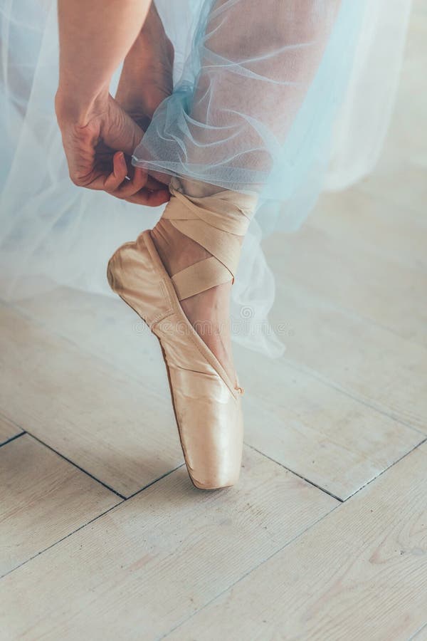 Young Ballerina Tights stock photos - OFFSET