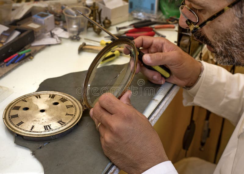 expert watchmaker