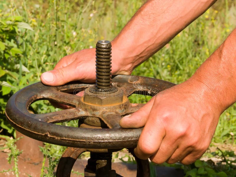 Hands man s, tool wheel