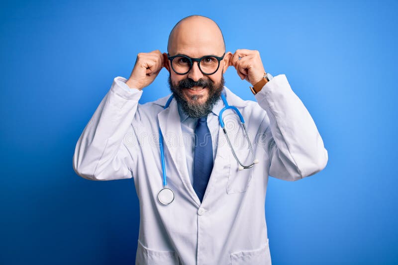 Handsome Bald Doctor Man with Beard Wearing Glasses and Stethoscope ...