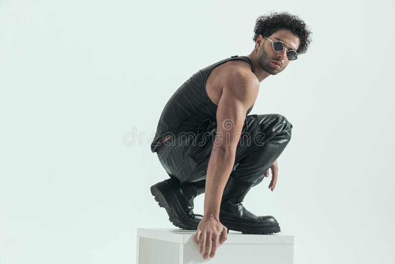 Indian squat hi-res stock photography and images - Alamy