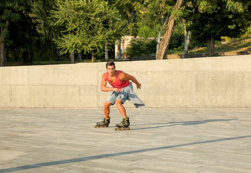 Rolling men. Roller man. Men on Roller Skates. Поп катается на человеке. Человек катается на мастиве.