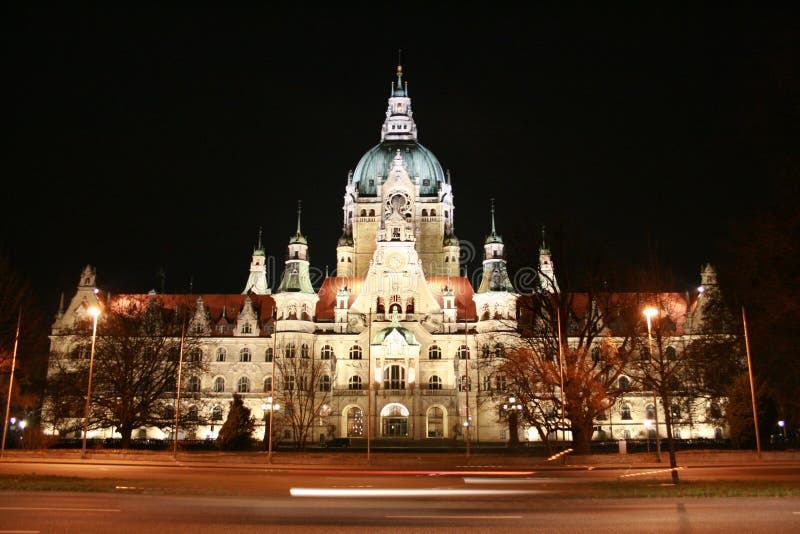 Hannover Neues Rathaus (New Town Hall) by Night