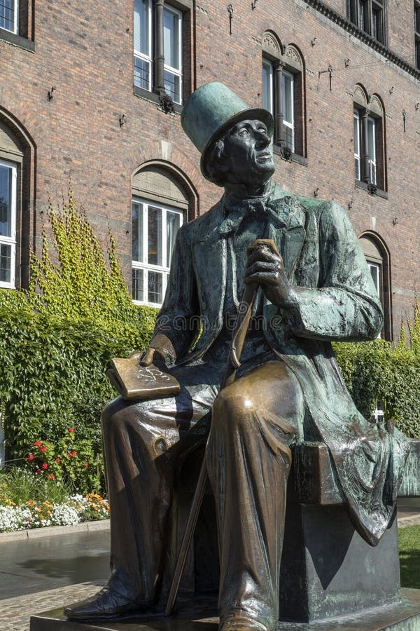 Hans Christian Andersen Statue - Köpenhamn - Danmark royaltyfri foto Hans Christian Andersen Statue - Köpenhamn - Danmark royaltyfri foto