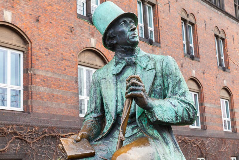 Hans Christian Andersen staty arkivbild Hans Christian Andersen staty arkivbild