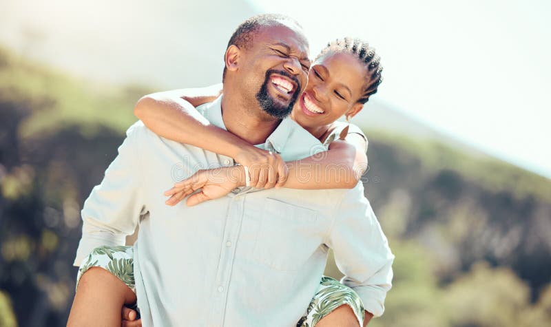 Woman giving man piggyback ride photo – Free Adorable couple Image on  Unsplash