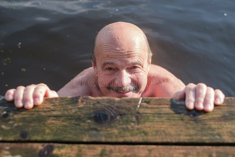 707 Elderly Bathing Stock Photos Free & RoyaltyFree Stock Photos