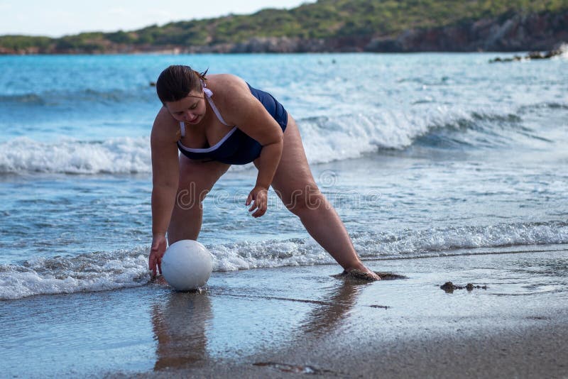 chubby beach nudist photos pénisz műtét előtt