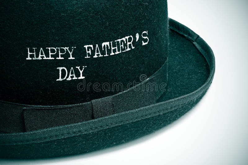 Happy fathers day written in a bowler hat