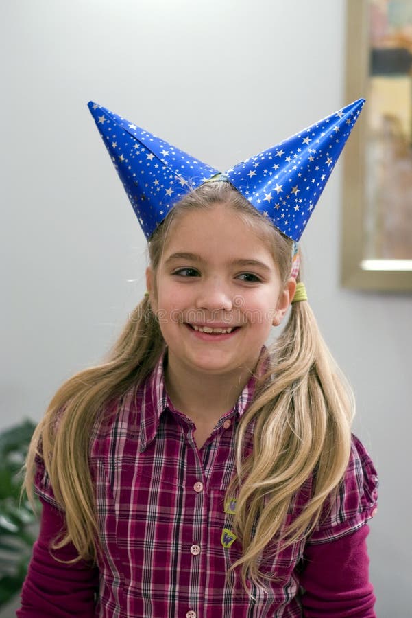 4,515 Attractive Girl House Party Stock Photos Free & RoyaltyFree